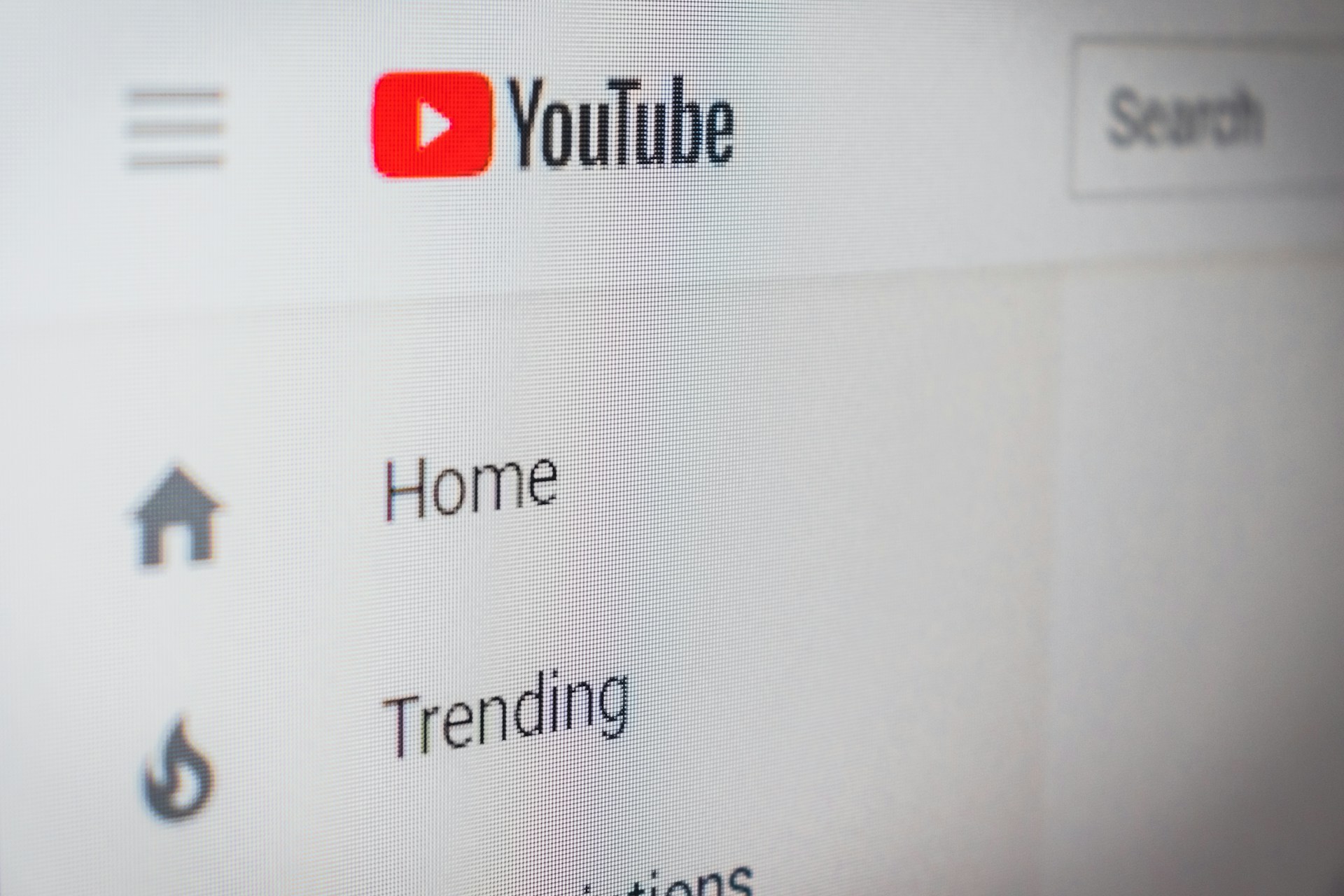 Google i YouTube wprowadzą weryfikację wieku z wykorzystaniem sztucznej inteligencji