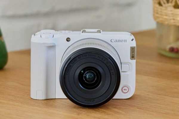 Canon EOS R50 V: nowy biały wariant