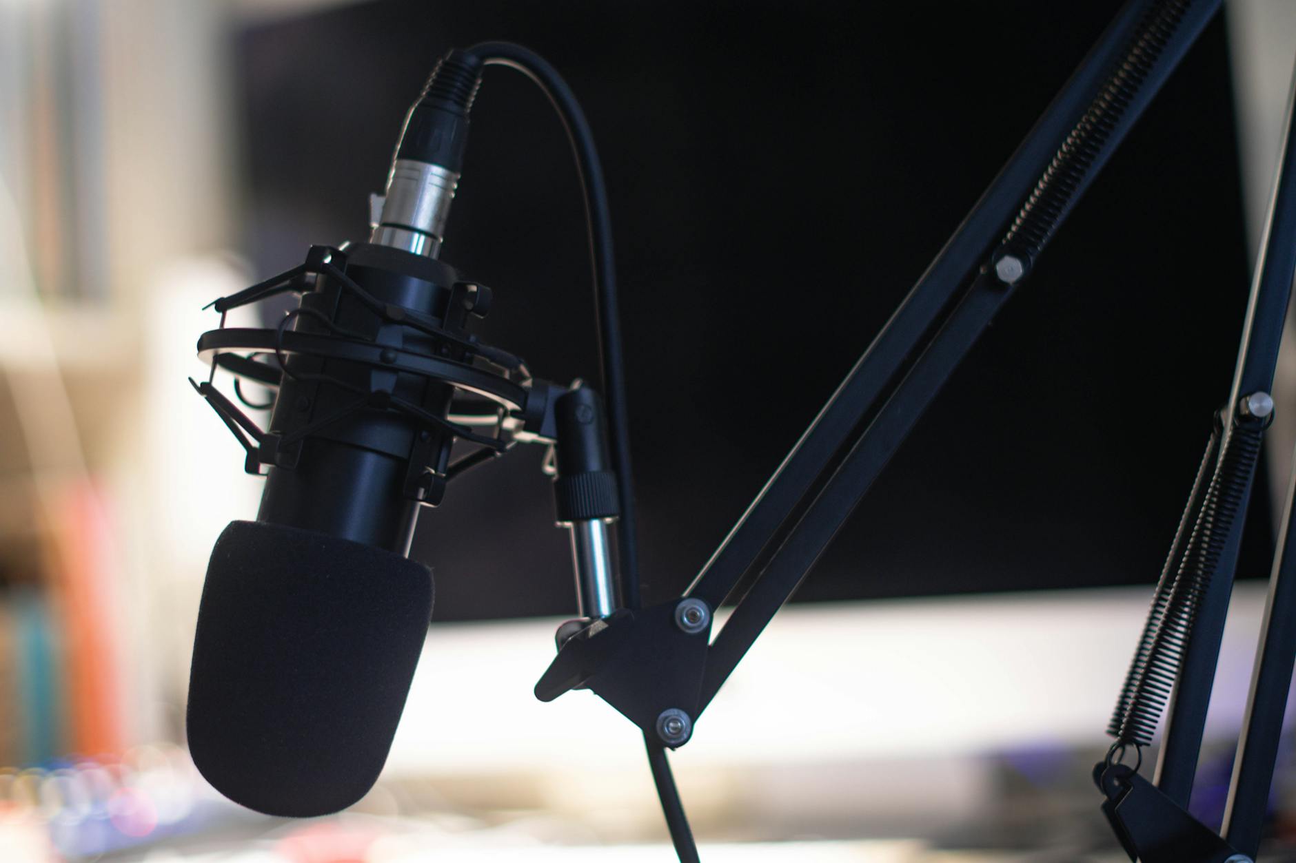 Alexa tworzy podcasty: jak działa nowa funkcja asystenta