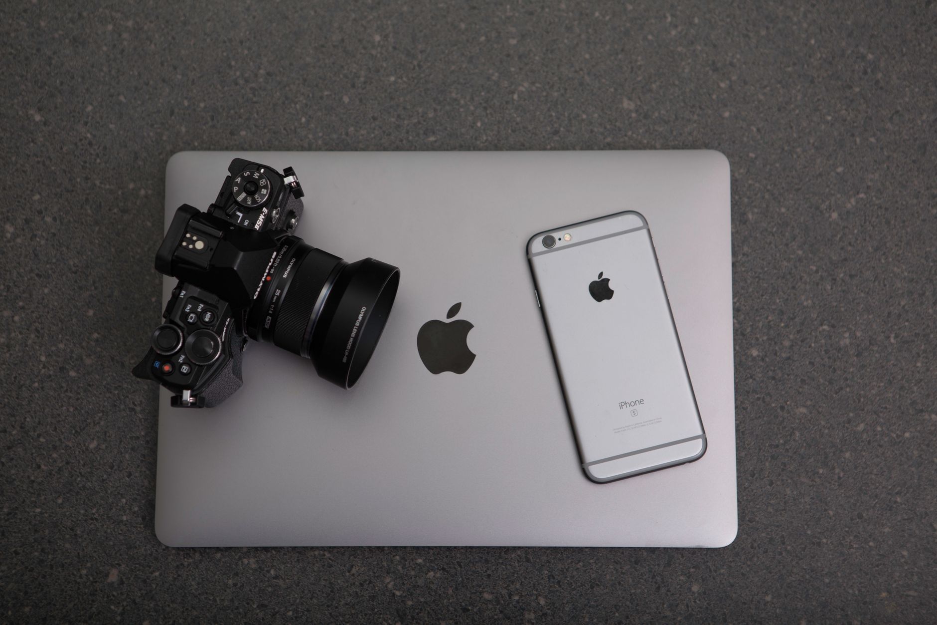 Nowe funkcje Zdjęć w iPhonie: Jak działają?