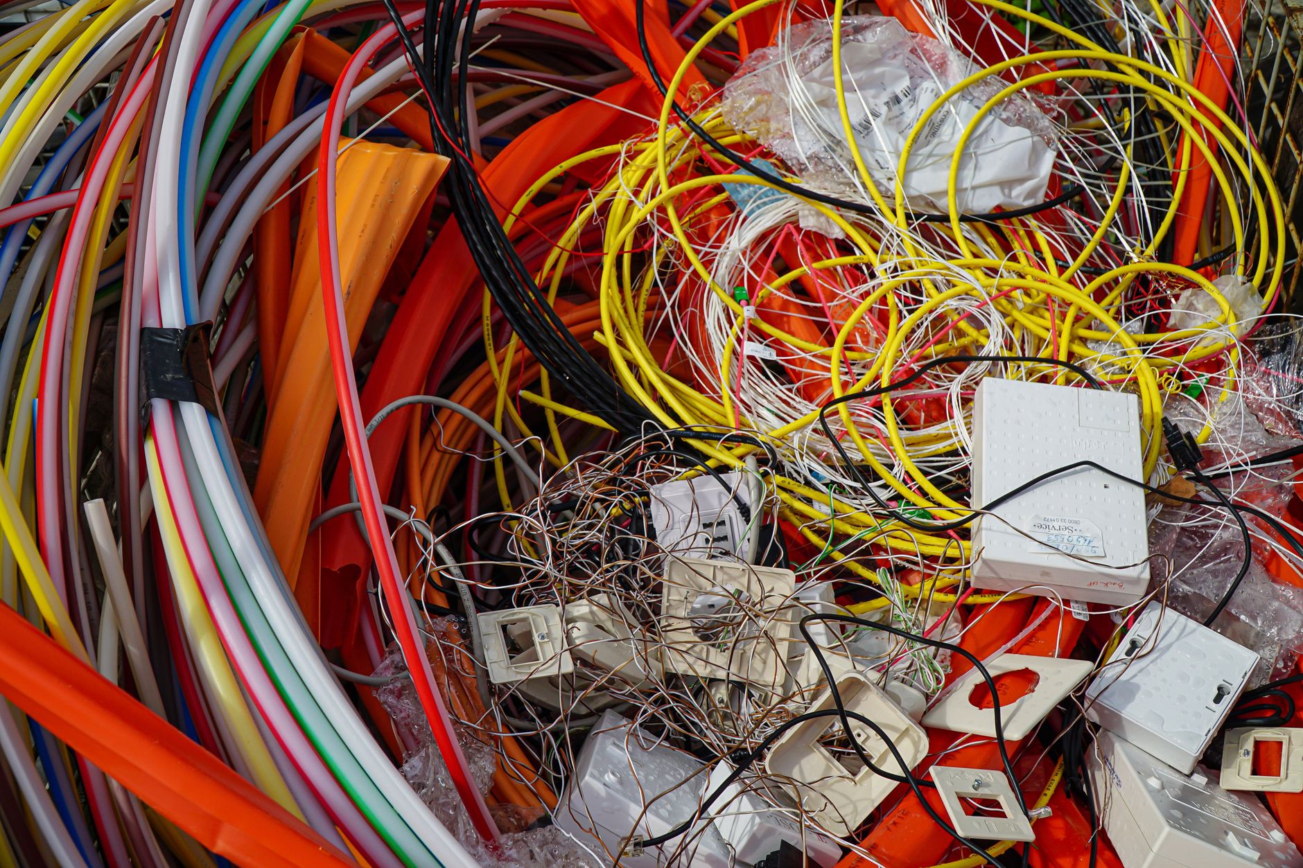 Recykling płyt głównych: jak to działa i dlaczego ważne