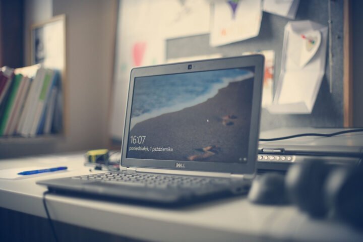 Laptop do pracy i rozrywki: czy 14 cali, 16 GB RAM i 1 TB SSD to dobry wybór?