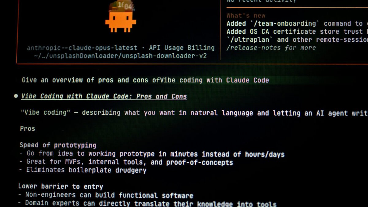 Mody Claude Code: jak zmienić wygląd i zachowanie asystenta AI