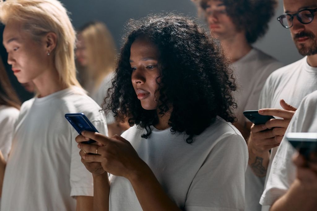 Kiedy opłaca się kupić telefon 5G: scenariusze użytkownika