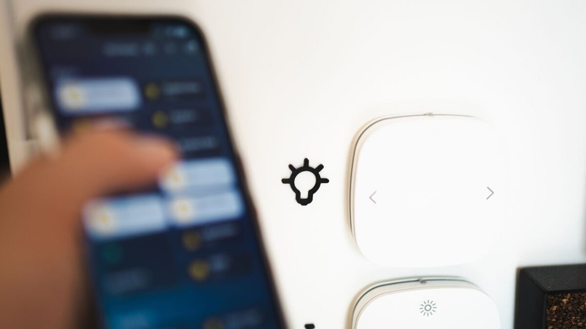 Jak inteligentny ekran zmienia nasze podejście do smart home